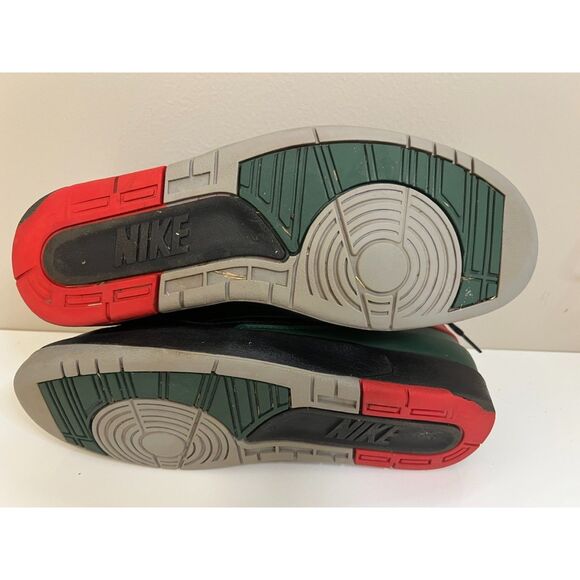 Nike Air Jordan 2 Retro Low Christmas Men's Size 9. - Picture 7 of 8